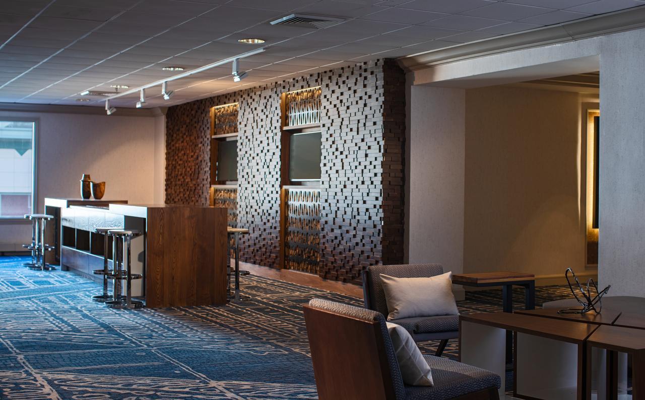 Marriott Downtown Magnificent Mile Hotel